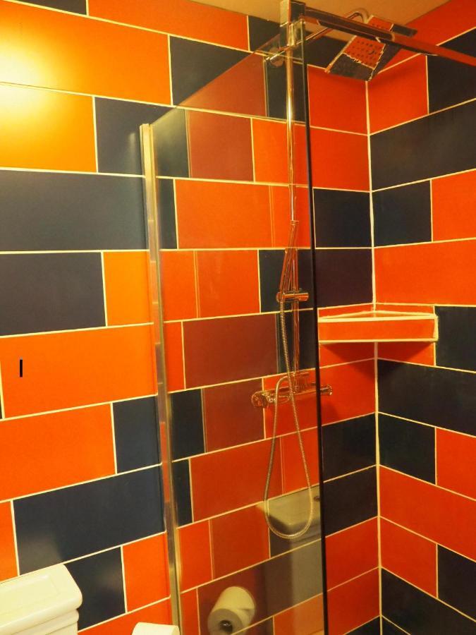 Anfield Rd Guest house Liverpool